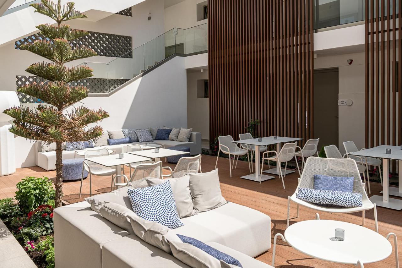 Romantica Hotel Apartments Agia Pelagia  Exteriör bild