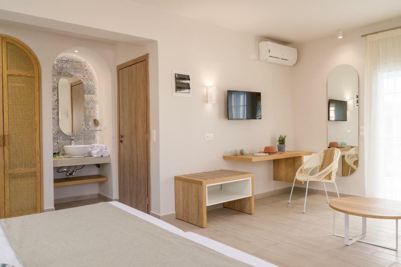 Romantica Hotel Apartments Agia Pelagia  Exteriör bild