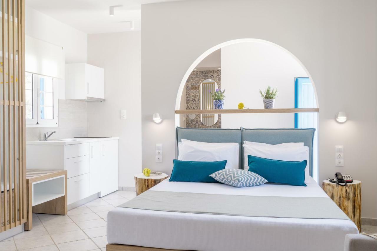Romantica Hotel Apartments Agia Pelagia  Exteriör bild